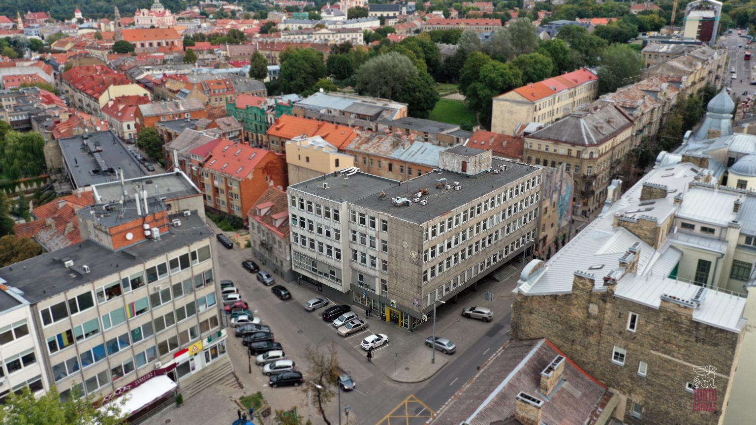 Kauno g., Vilniuje esančios administracinės patalpos parduotos už beveik 732 tūkst. eurų.