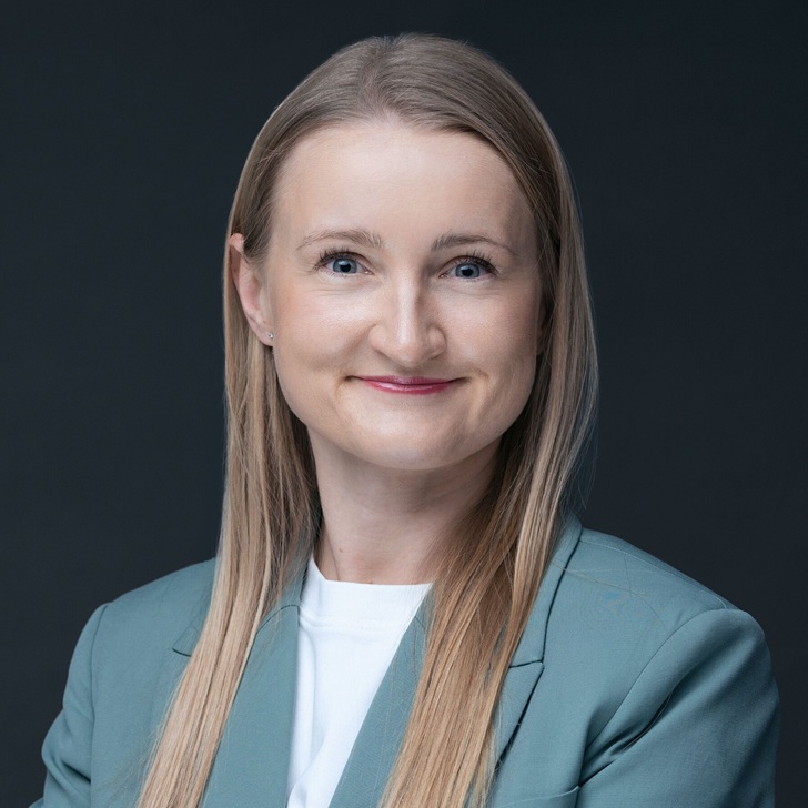Milda Degutienė, Lietuvos draudimas